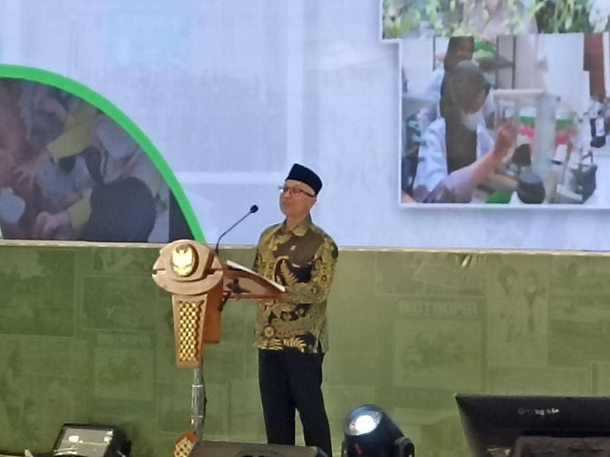 Wamendikdasmen Atip Latipulhayat dalam Seomop Biotrop