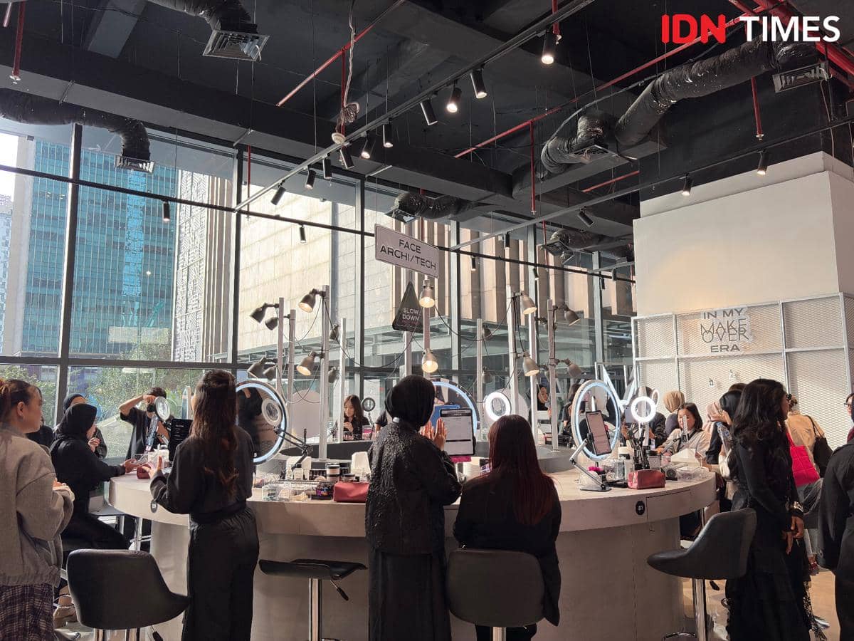 MAKE OVER MASTERSHADE ARCHI/TECH. (IDN Times/Dina Salma)