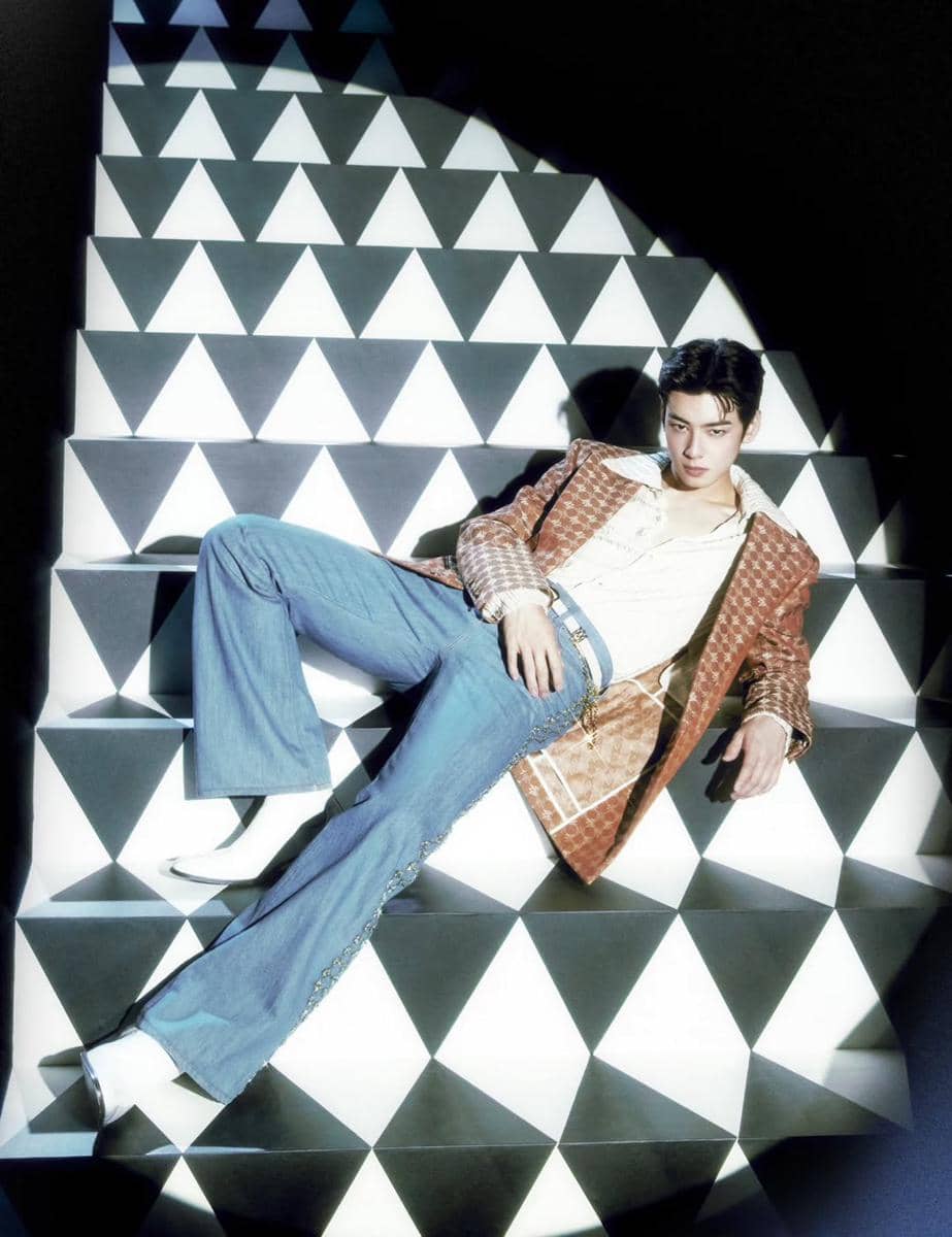 Cha Eun Woo di mini album ELSE 