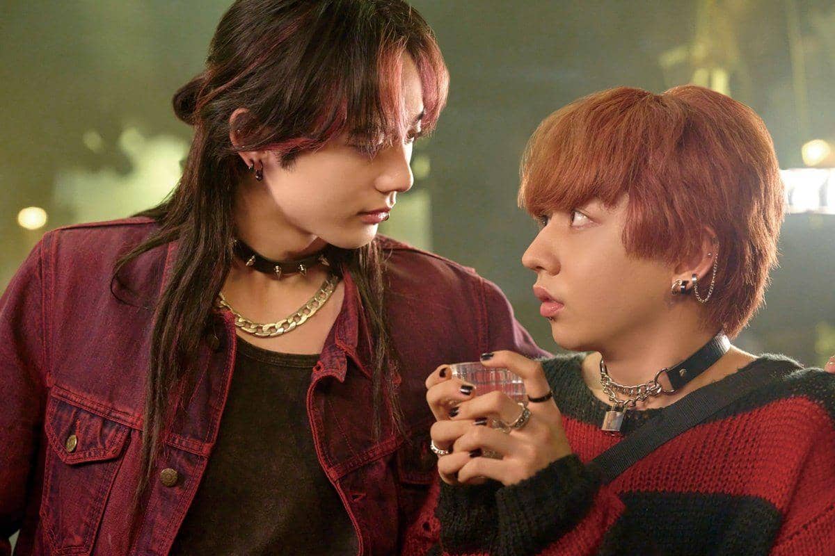 adegan dalam serial Punks Triangle