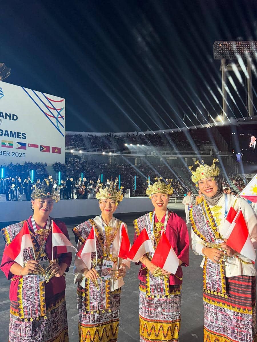 Megawati Pembawa Bendera Indonesia di SEA Games 2025 (instagram.com/megawatihangestrip)