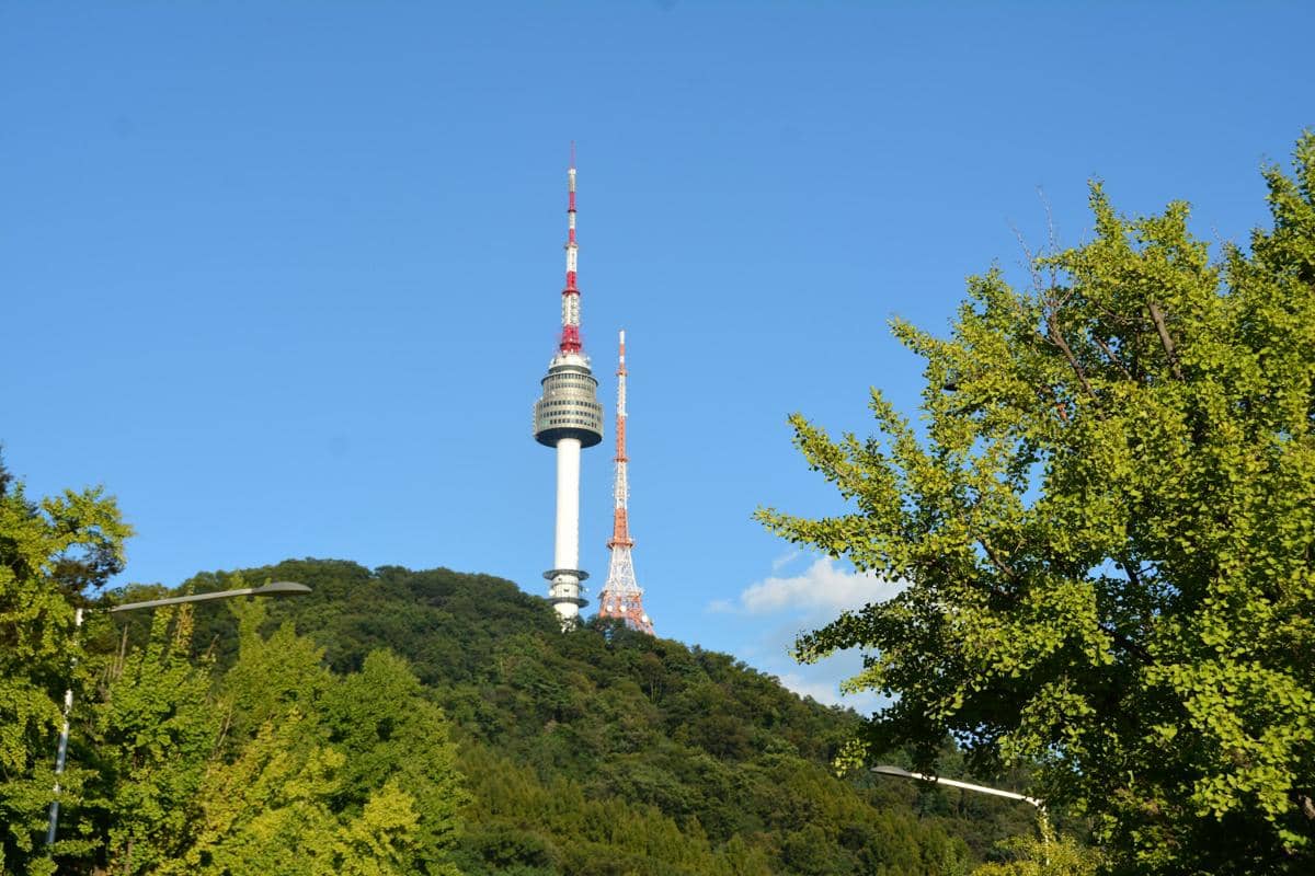 potret Seoul Tower 