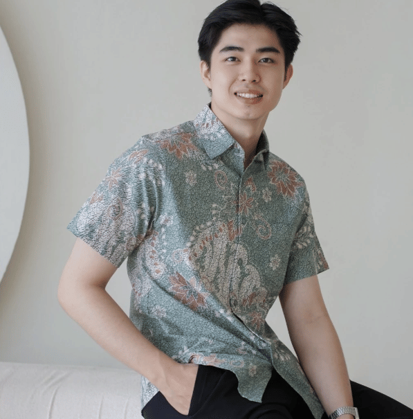 Jayashree Kemeja Batik Slimfit Dakara Green