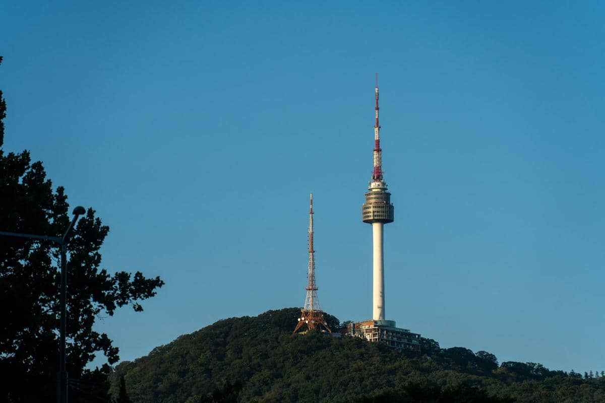 potret Seoul Tower 