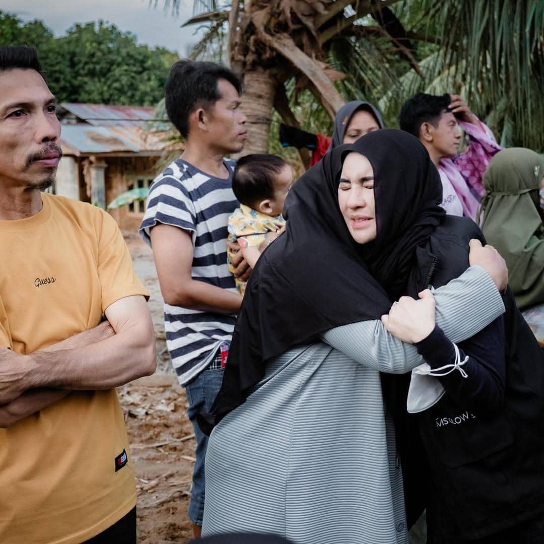 Shandy Purnamasari jadi relawan di Aceh Tamiang