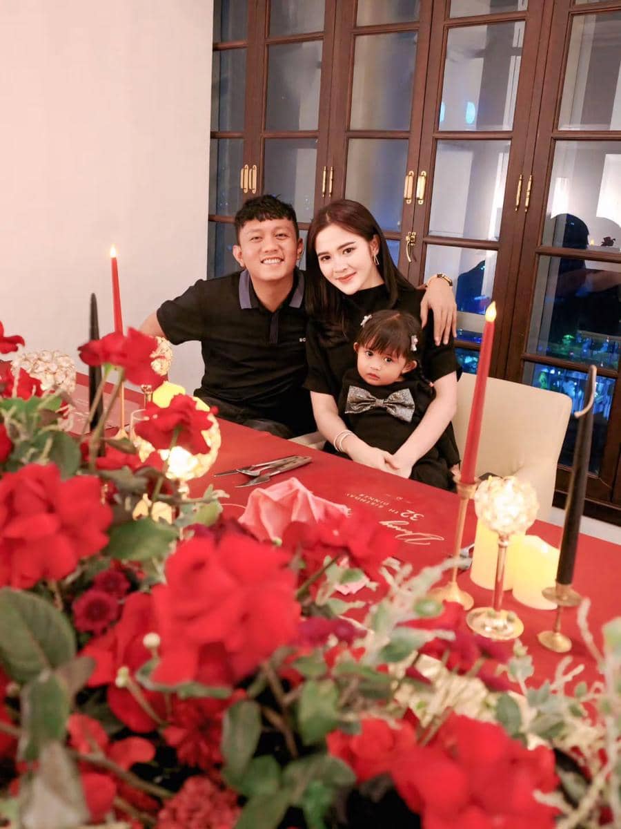 Perayaan ulang tahun Denny Caknan ke-32.