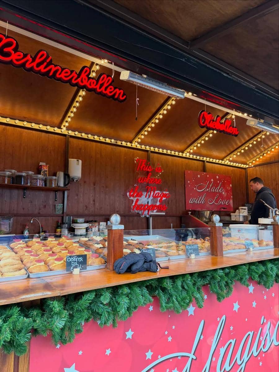 Jennifer Coppen liburan musim dingin di Belanda