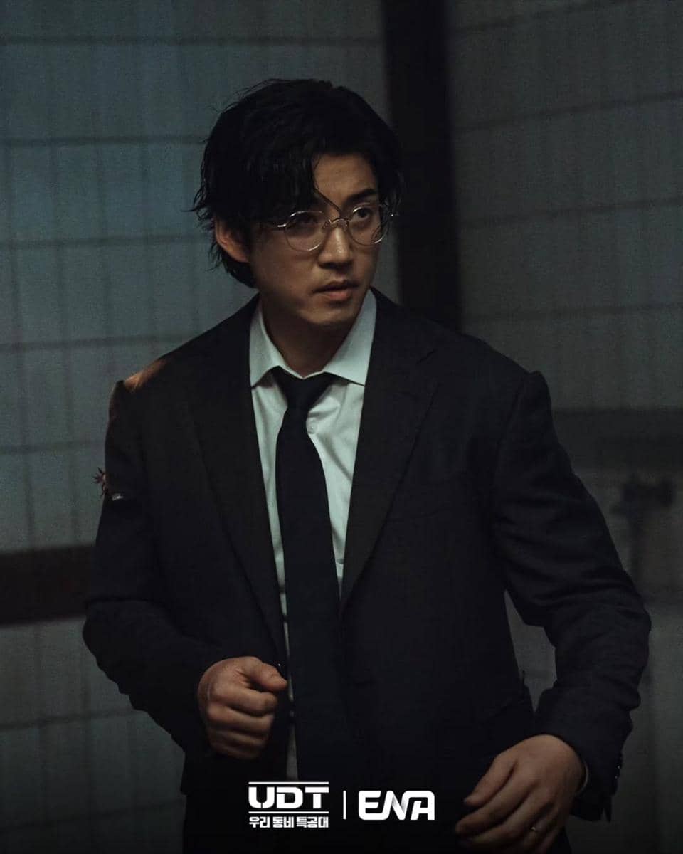 Yoon Kye Sang di Drakor Heroes Next Door