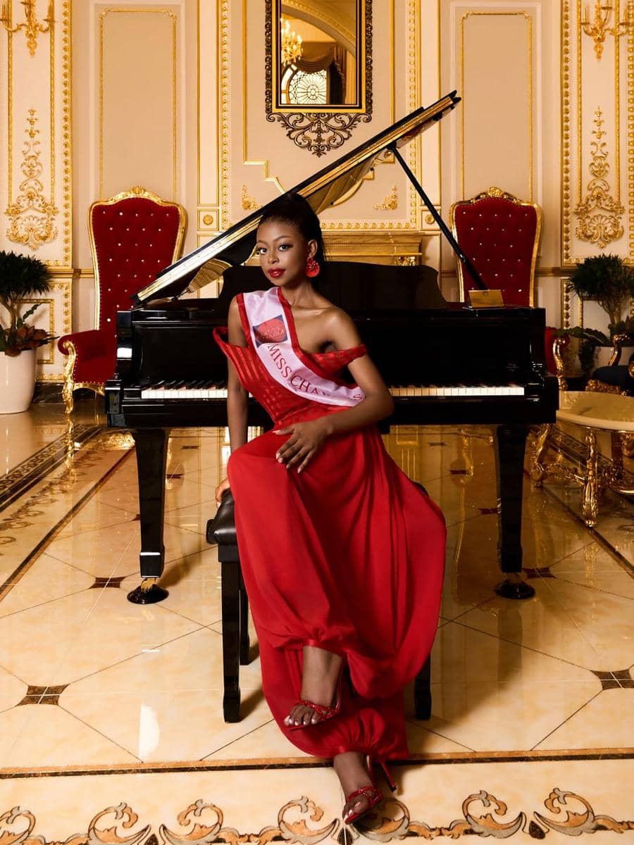 potret Luyanda Nonyane, Miss Charm Afrika Selatan 2025