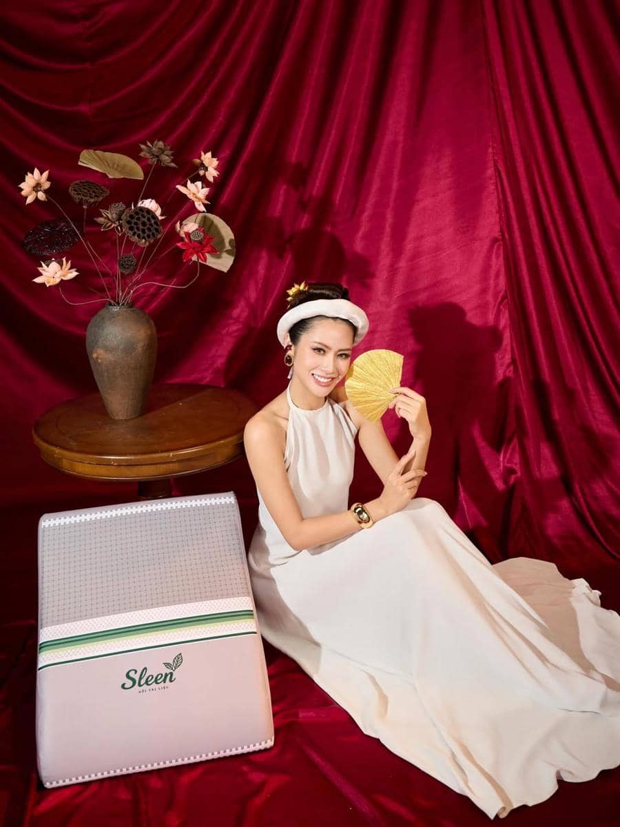 potret Soudavone Inthavong, Miss Charm Laos 2025