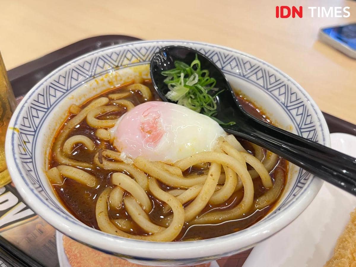 Potret Curry Udon Soup Yoshinoya