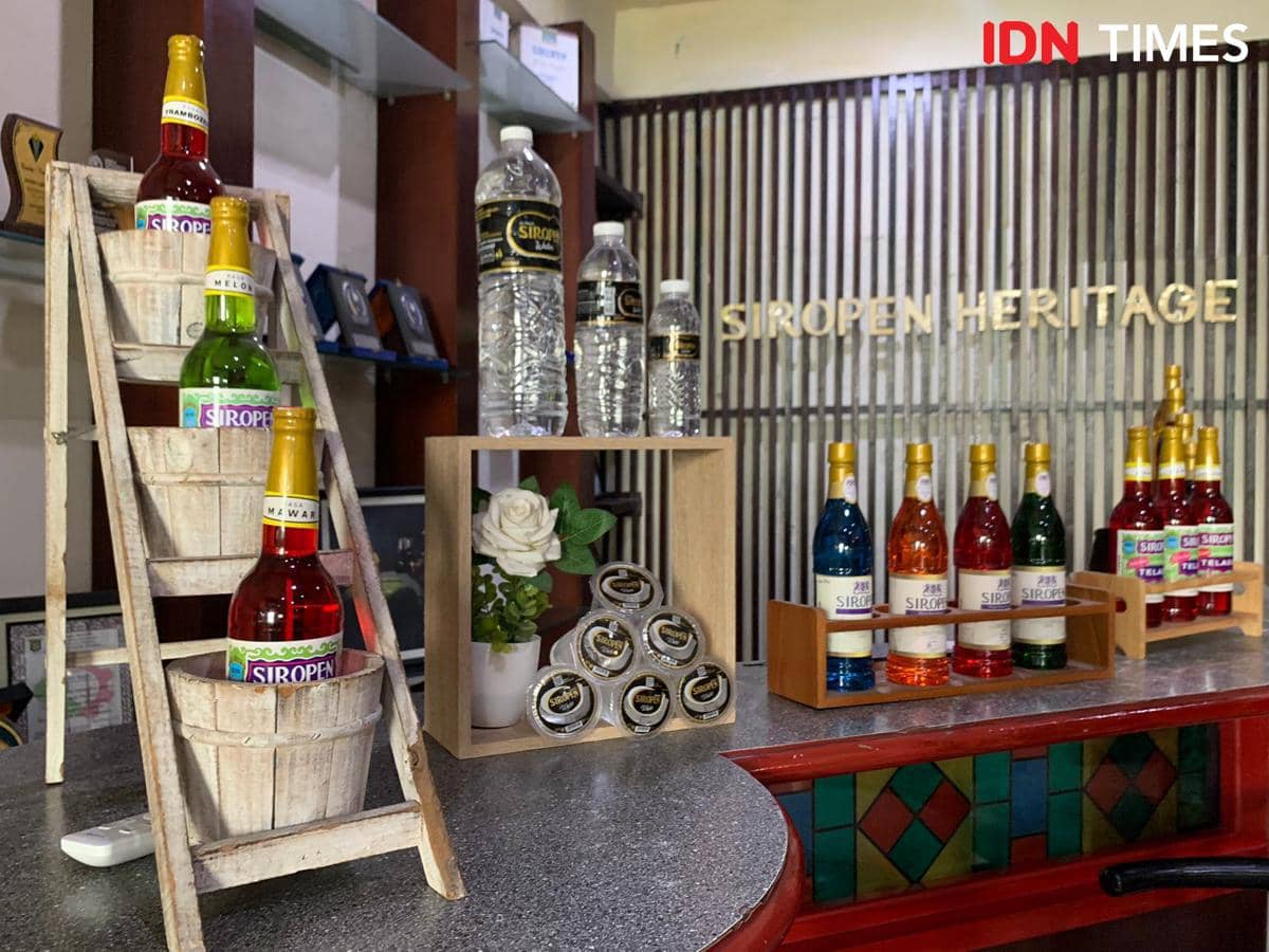 Potret produk Pabrik Siropen di Kota Lama Surabaya