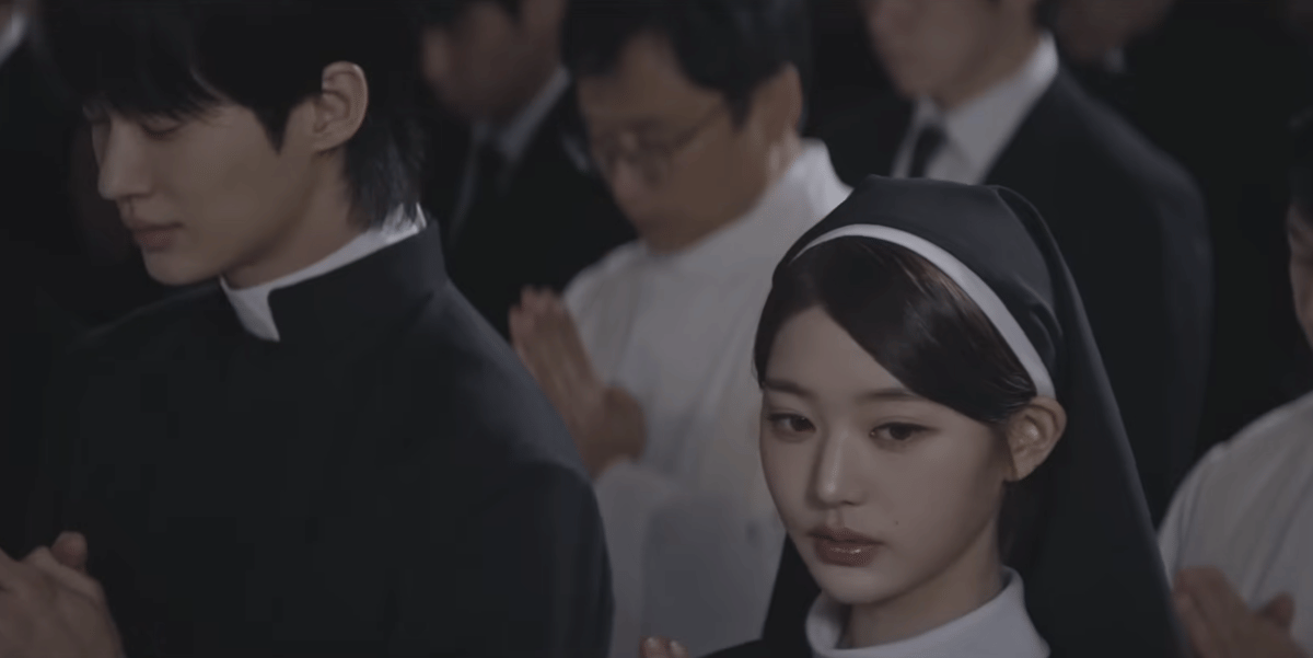 Karina aespa dan Jang Wonyoung IVE jadi suster