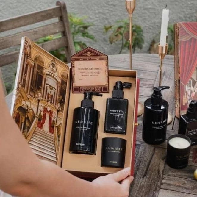 Ilustrasi hampers Natal (Shopee/ecclesiagifts)