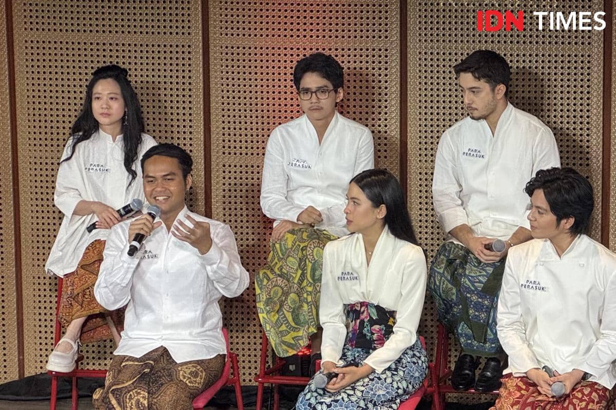 tim produksi dan jajaran cast Para Perasuk