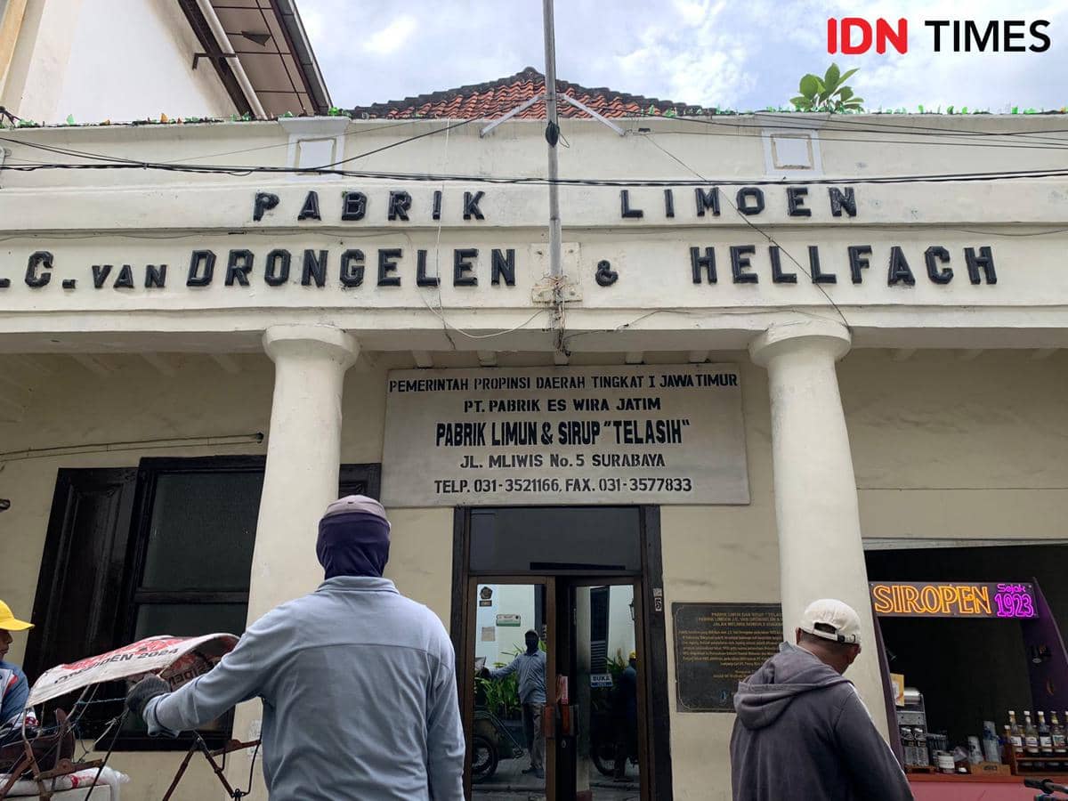 Potret Pabrik Siropen di Kota Lama Surabaya