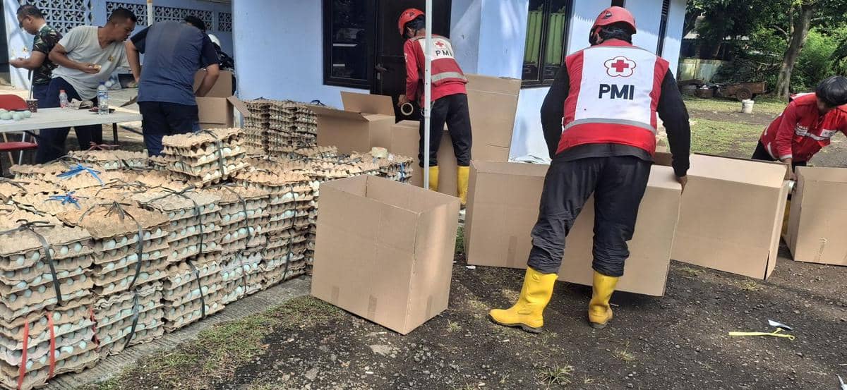 PMI kembali kirim telur asin untuk pengungsi korban banjir di Sumatra dan Aceh