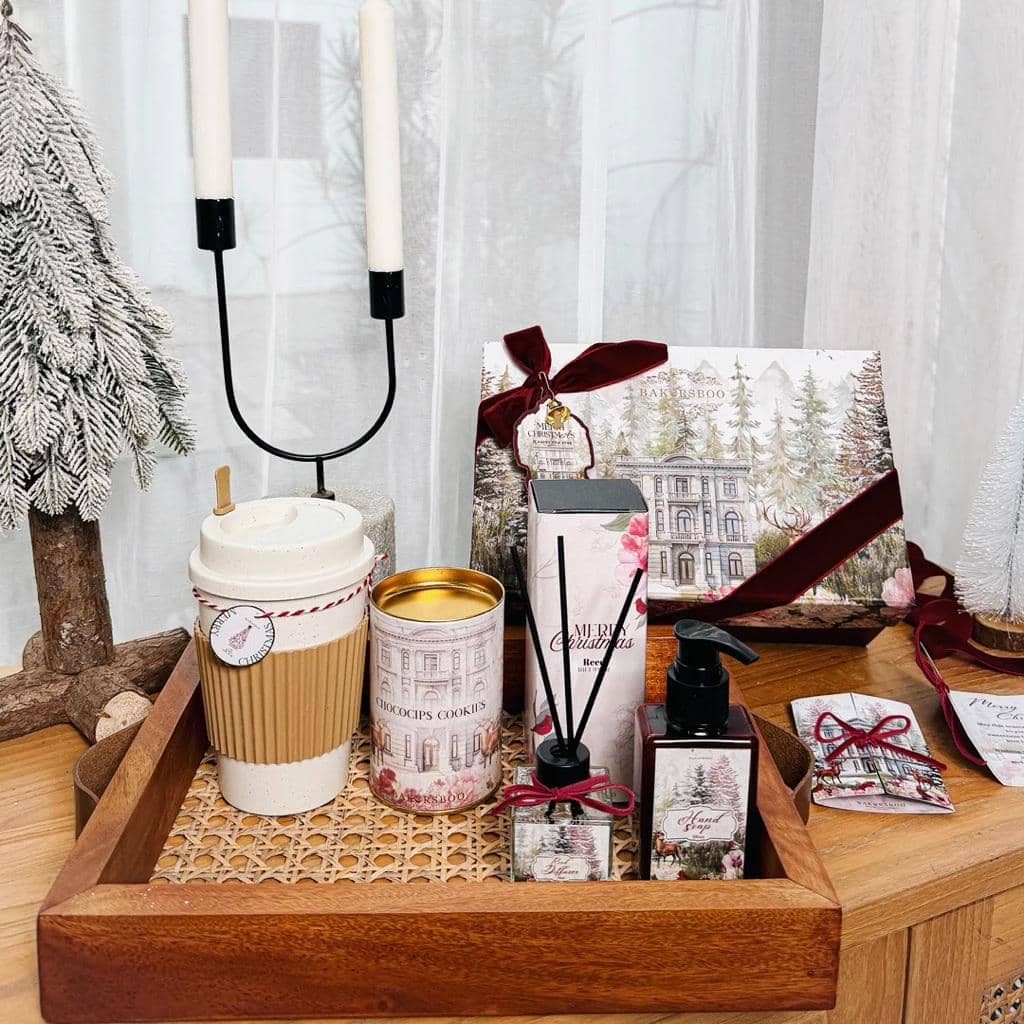 Ilustrasi hampers Natal (Shopee/BAKERSBOO)