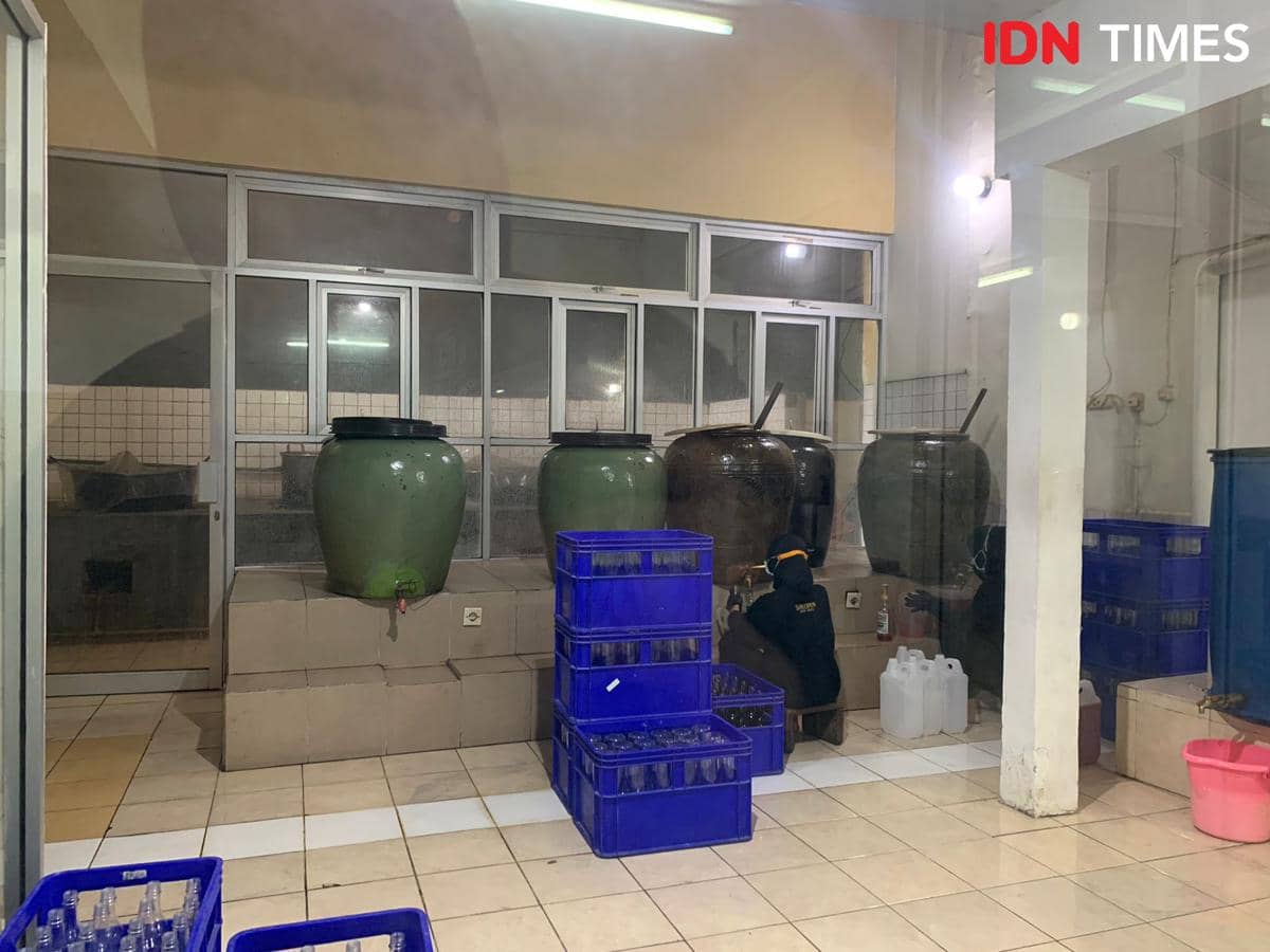 Potret Pabrik Siropen di Kota Lama Surabaya