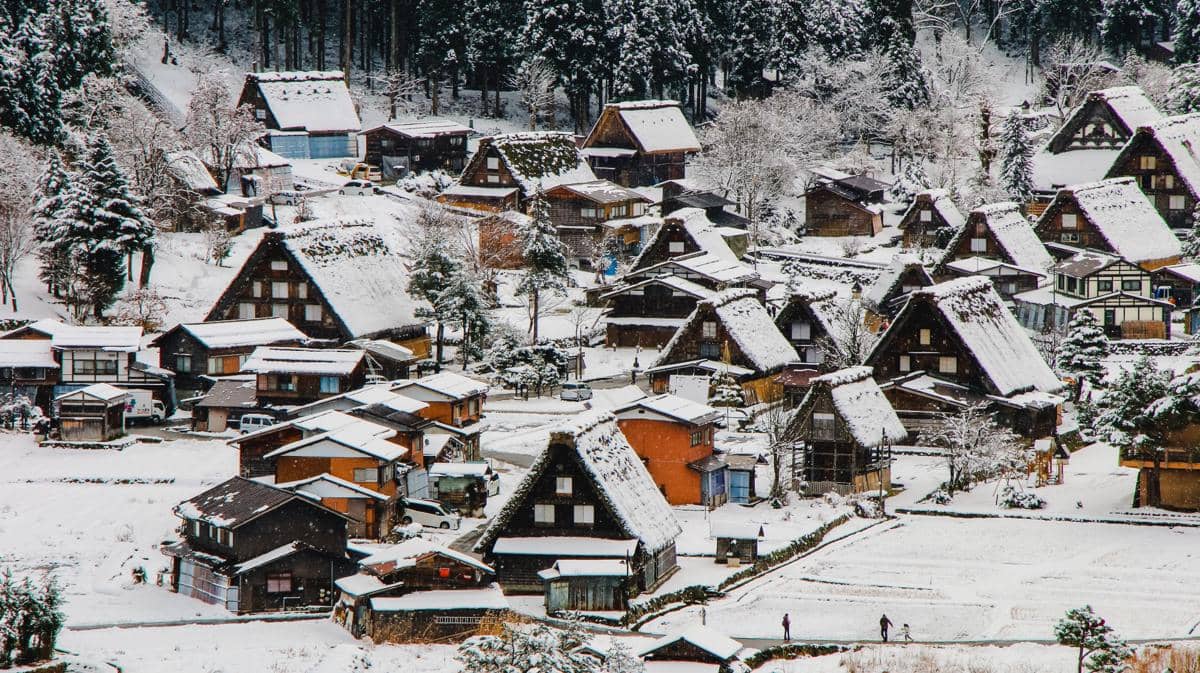 Potret musim dingin di  Shirakawa-go, Jepang 