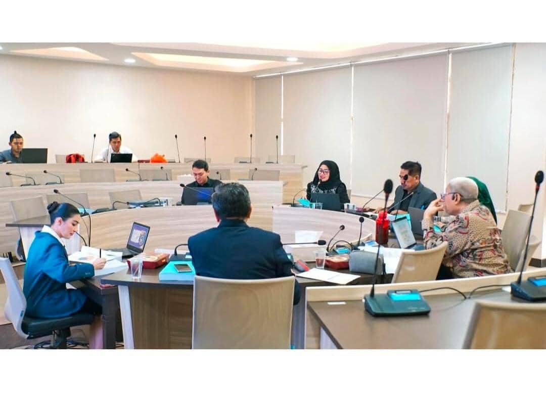 Ashanty Ujian Tertutup Disertasi di UNAIR