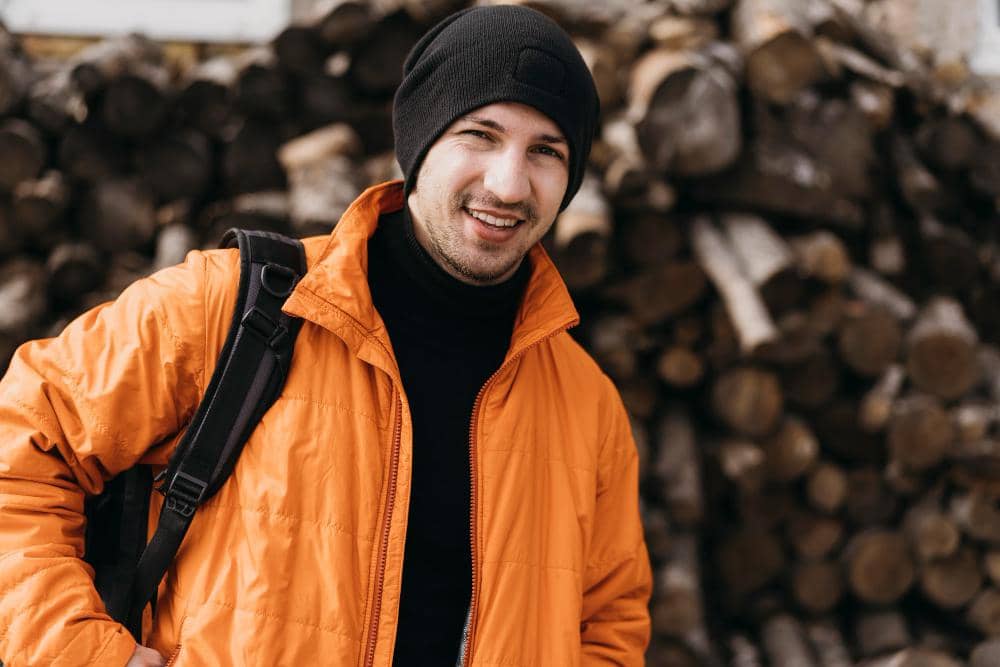 ilustrasi outfit jaket parasut cowok