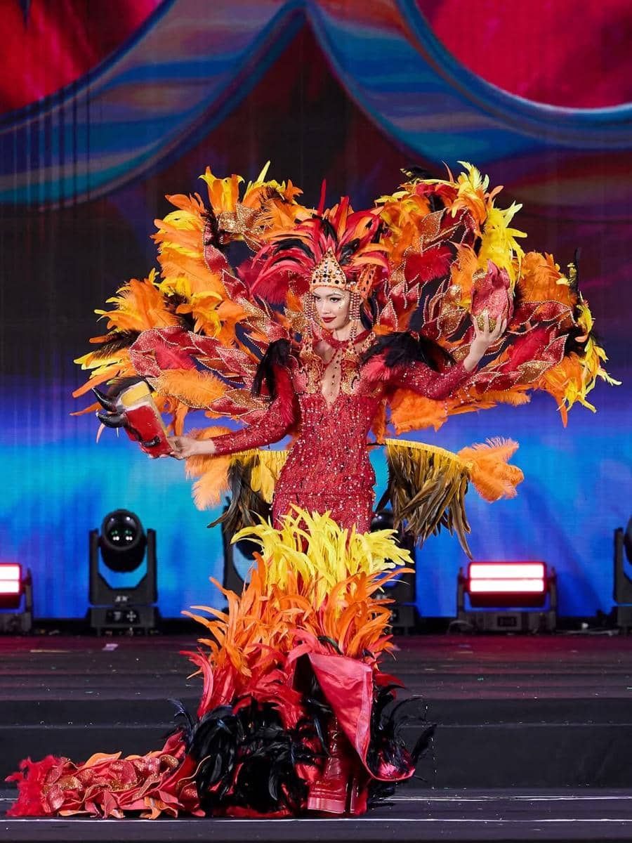national costume Rakele Menjívar, Miss Cosmo El Salvador 2025