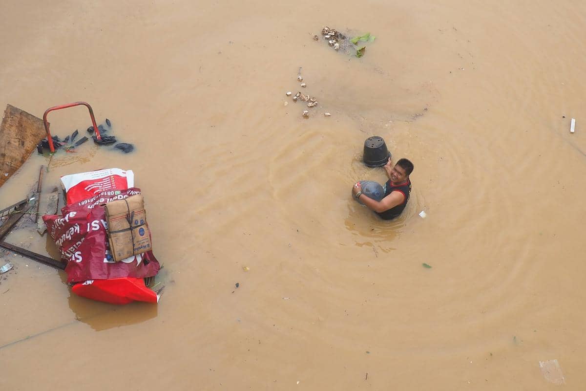 ilustrasi banjir (unsplash.com/Iqro Rinaldi)