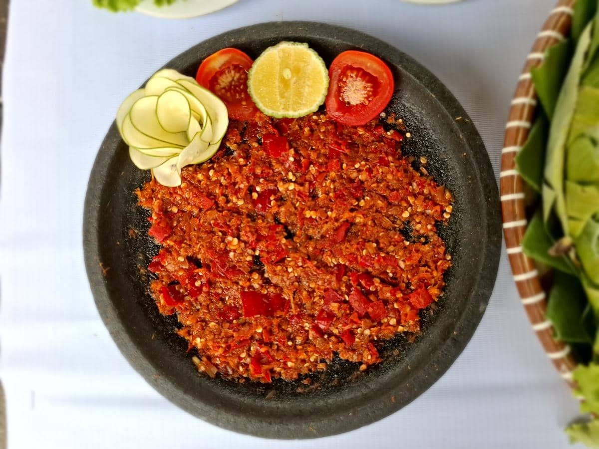 5 Tips Bikin Sambal yang Awet Berhari-hari, Tanpa Pengawet!