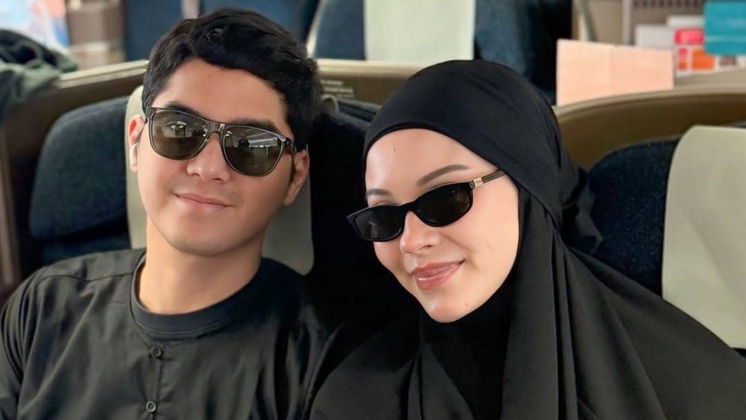Alyssa dan Al Ghazali umrah bersama
