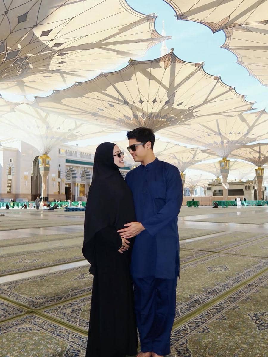Alyssa dan Al Ghazali umrah bersama