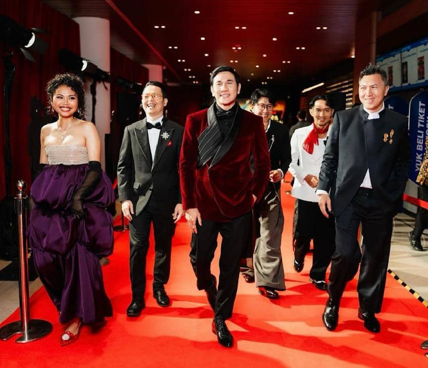 Vino G. Bastian ajak anak nonton film Lupa Daratan