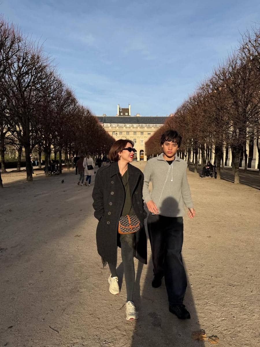 BCL jalan-jalan di museum Louvre