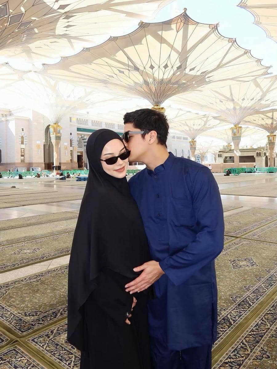 Alyssa dan Al Ghazali umrah bersama