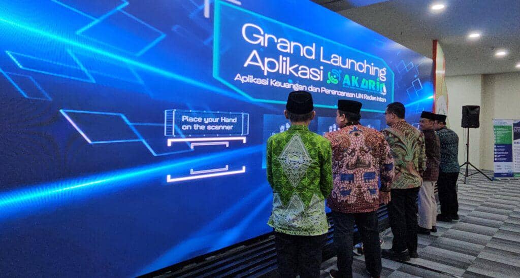 Universitas Islam Negeri (UIN) Raden Intan Lampung (RIL) resmi memperkenalkan AKURIN (Aplikasi Keuangan dan Perencanaan Raden Intan)