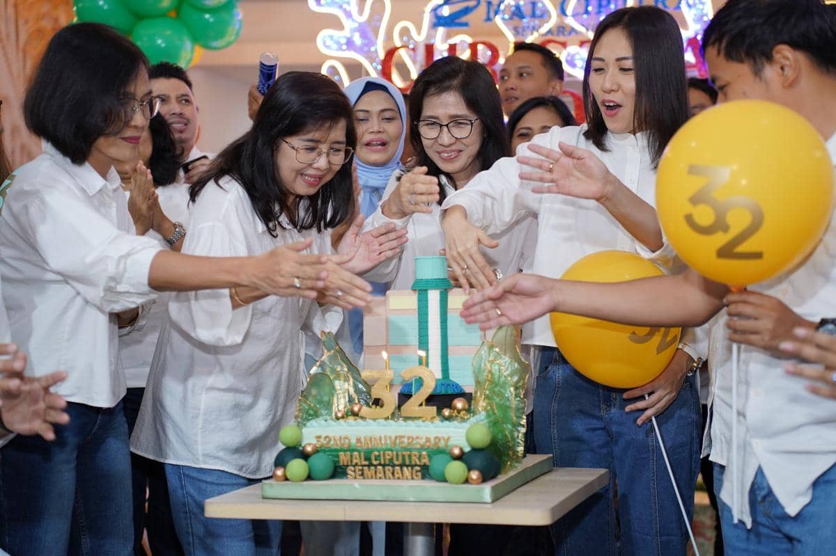 mal ciputra, hut mal ciputra, coklat gratis, pengunjung mal