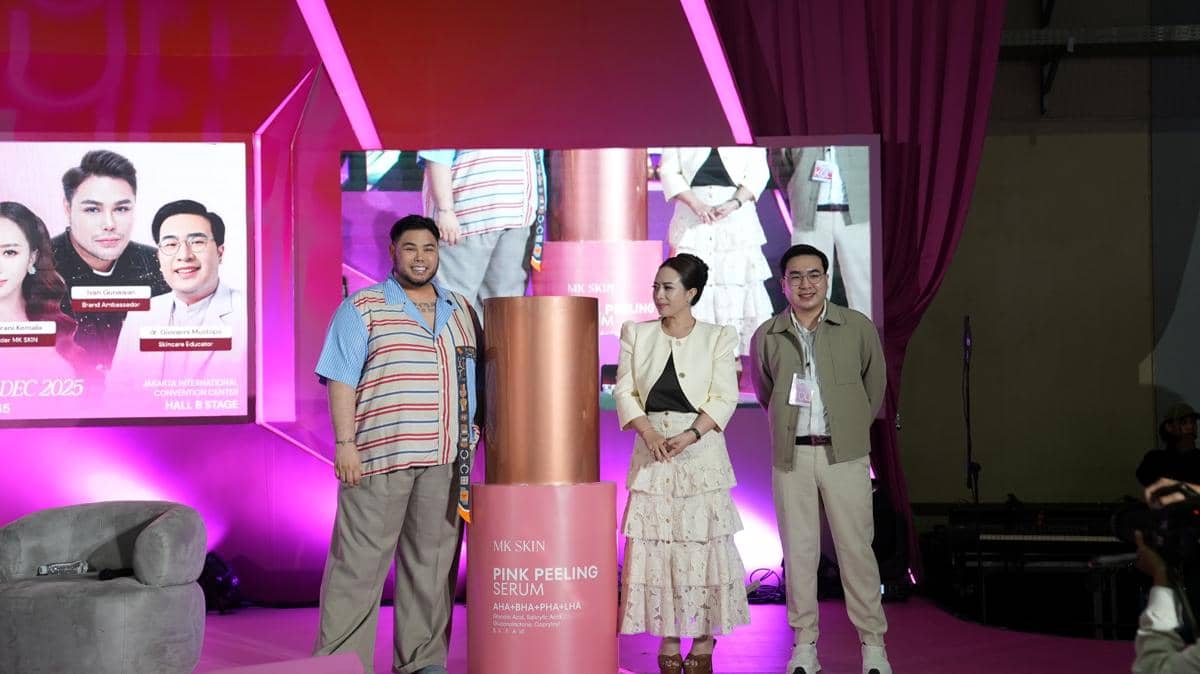 Peluncuran Pink Peeling Serum dari MK Skin di JXB 2025