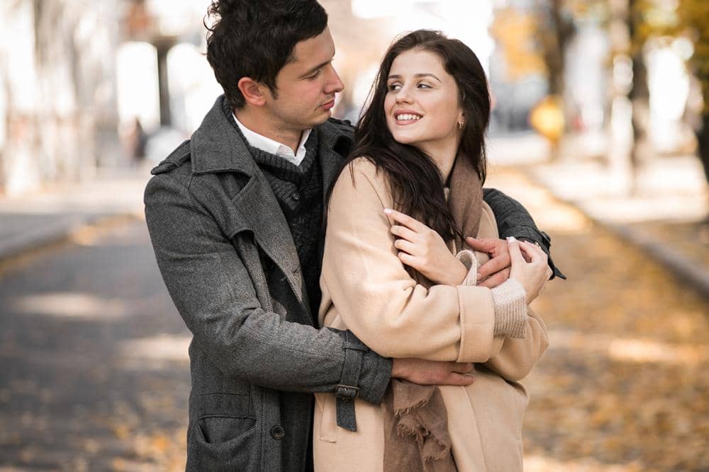 ilustrasi pasangan romantis