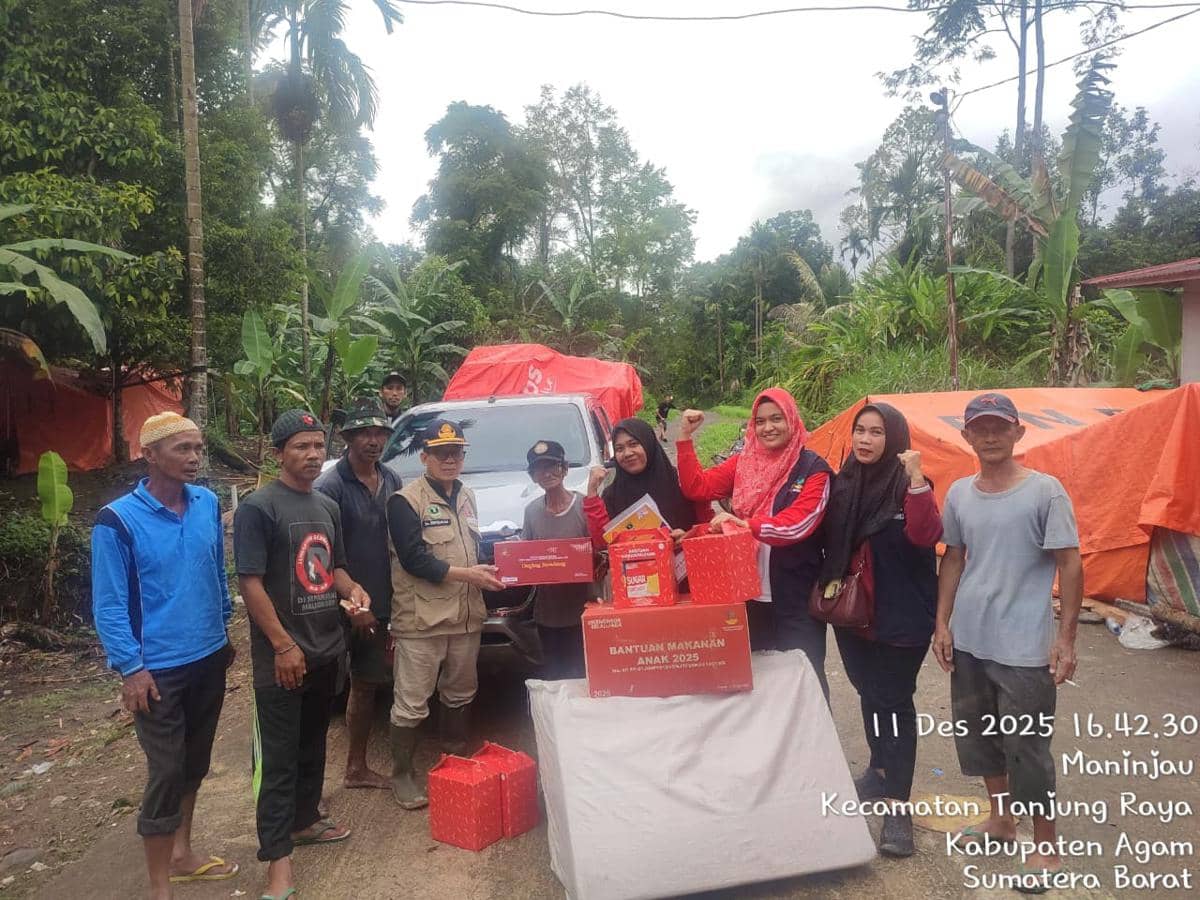 Penyaluran bantuan bencana di Sumbar
