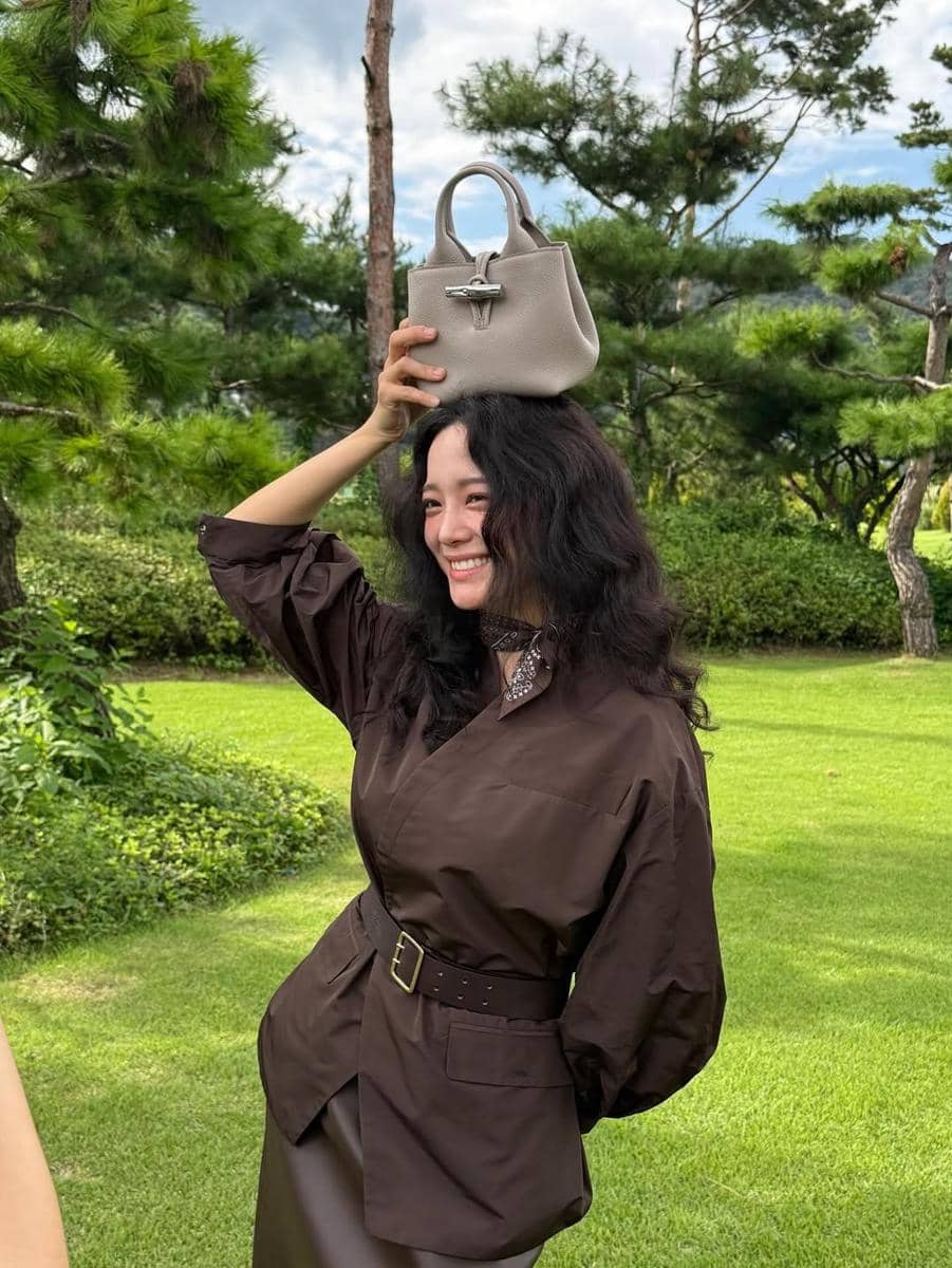 Outfit Natal ala Kim Se Jeong