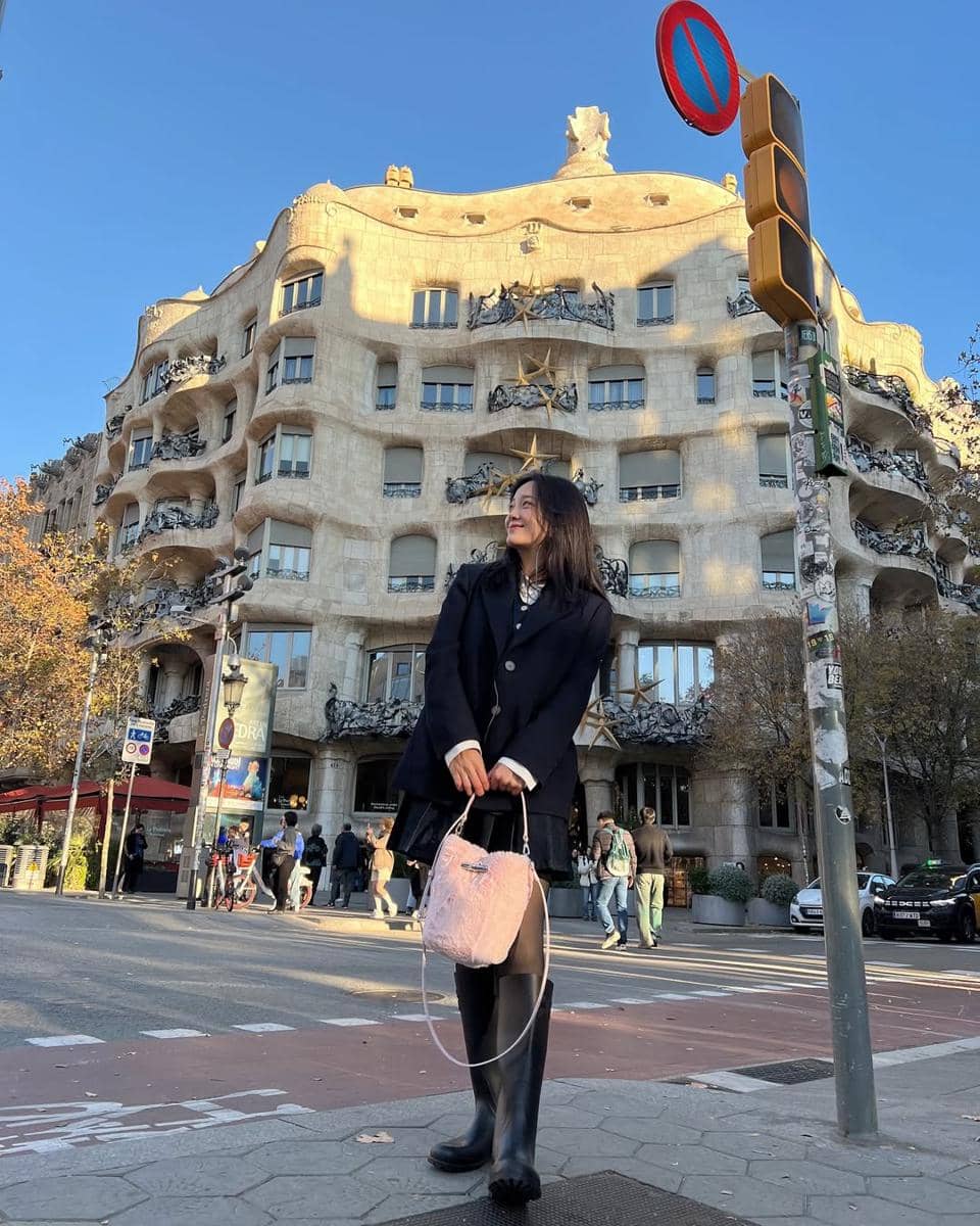 Outfit Natal ala Kim Se Jeong