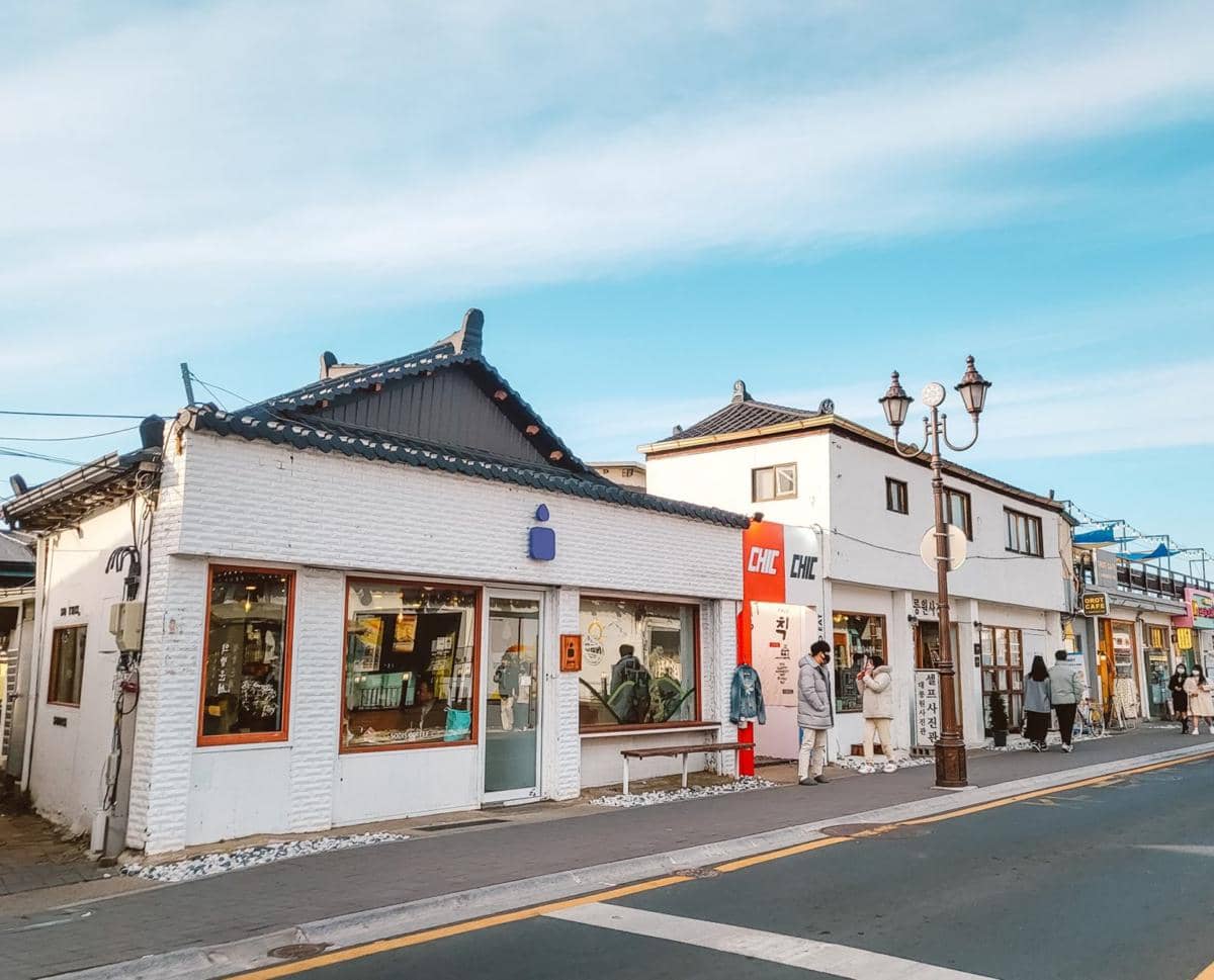 Hwangidan-gil Street