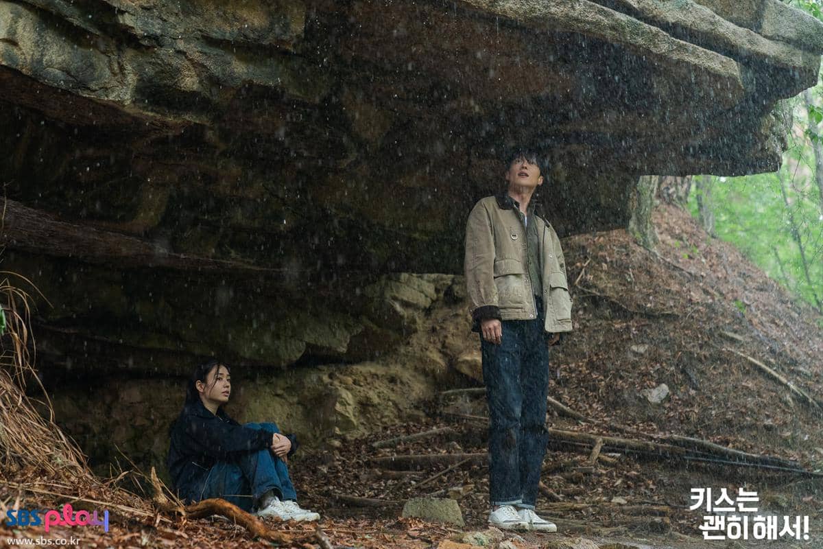 Still cut Dynamite Kiss