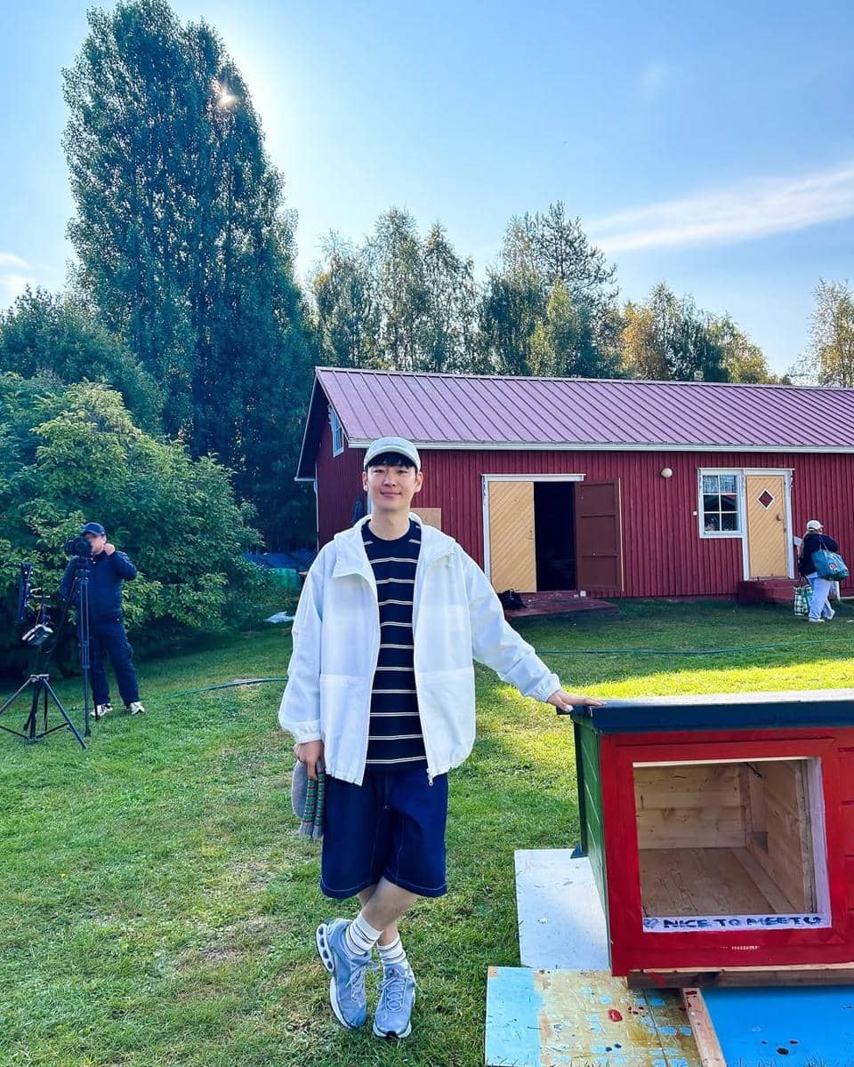 Outfit ala Lee Je Hoon