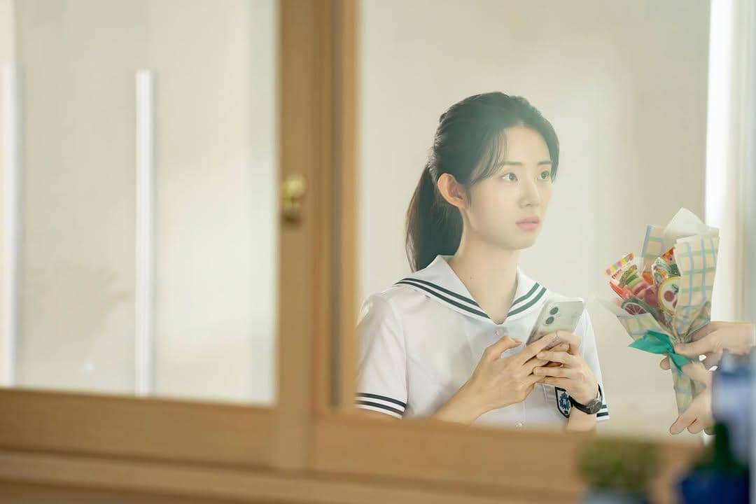 cuplikan film Even If This Love Dissappears From The World Tonight