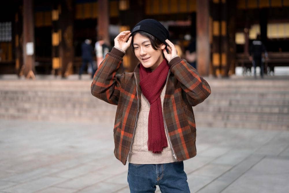 ilustrasi outfit aksesori natal cowok