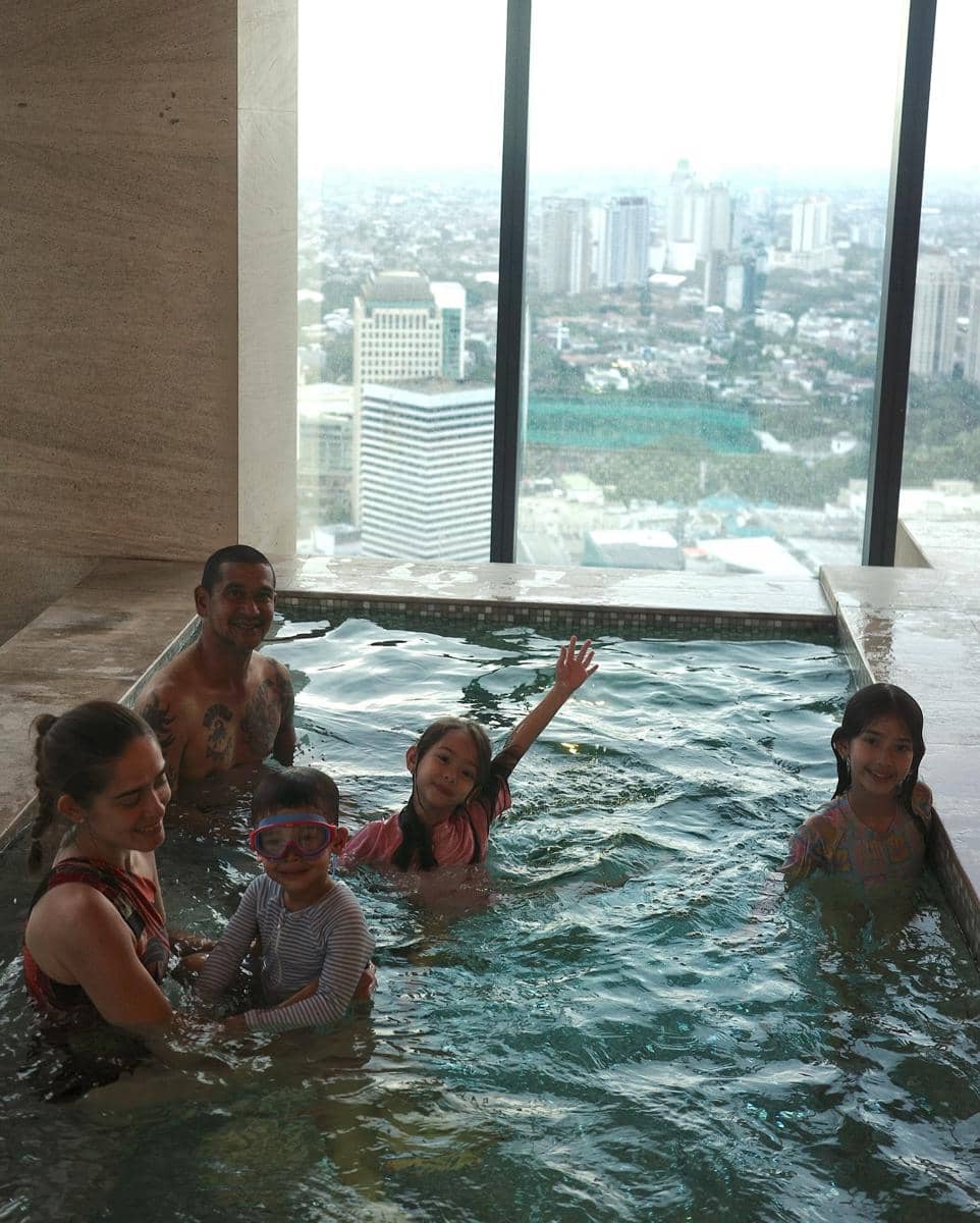 anniversary pernikahan Yasmine Wildblood (instagram.com/yaswildblood)