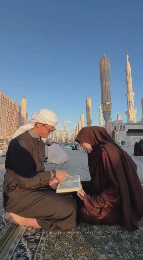  Clara Shinta dan Suami Ibadah Umrah (instagram.com/clarashintareal)