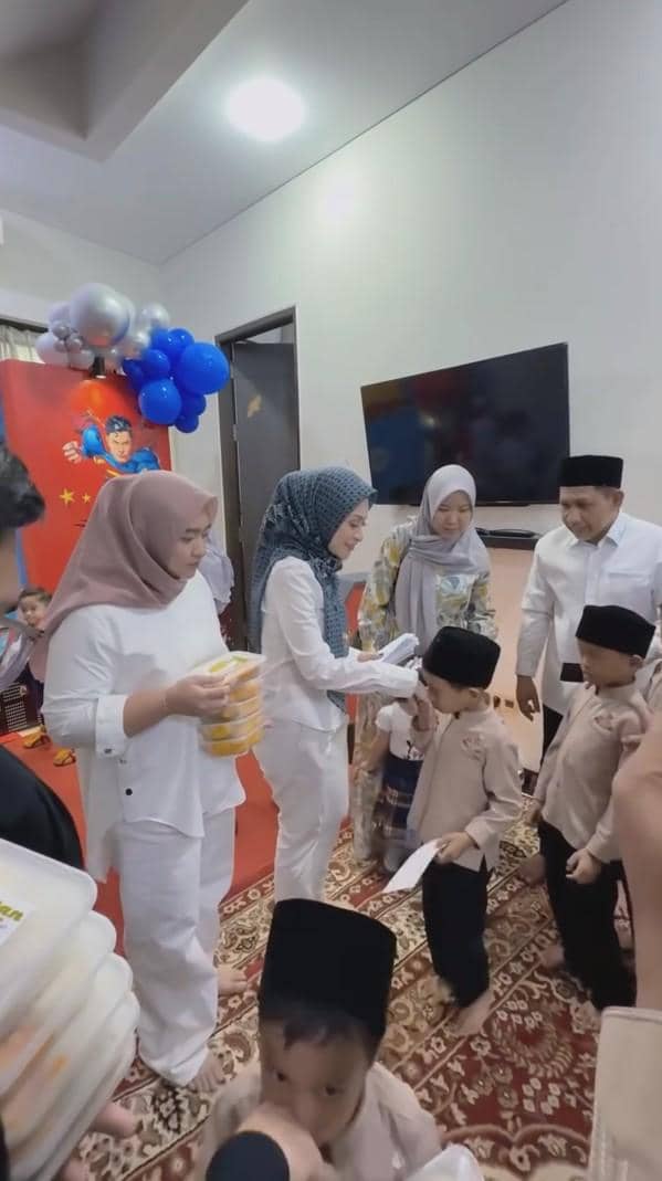 syukuran ulang tahun Adzam (instagram.com/adzamadriansyah11)