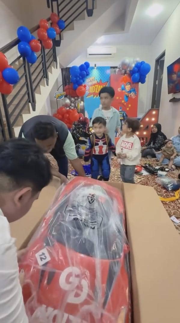 syukuran ulang tahun Adzam (instagram.com/adzamadriansyah11)